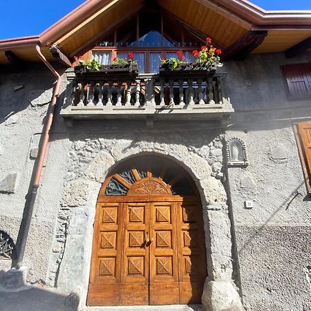 Vila Casa Nel Centro Storico Di Borno Exteriér fotografie