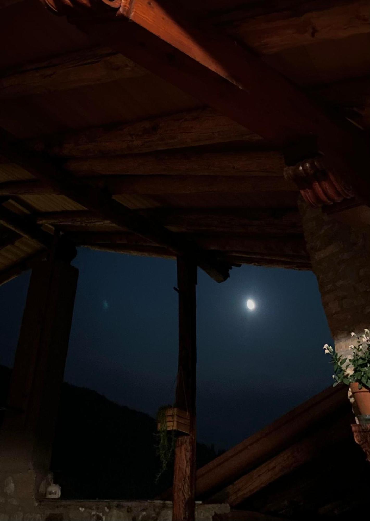 Vila Casa Nel Centro Storico Di Borno Exteriér fotografie